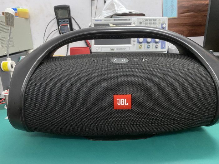 sửa loa bluetooth JBL bị rè