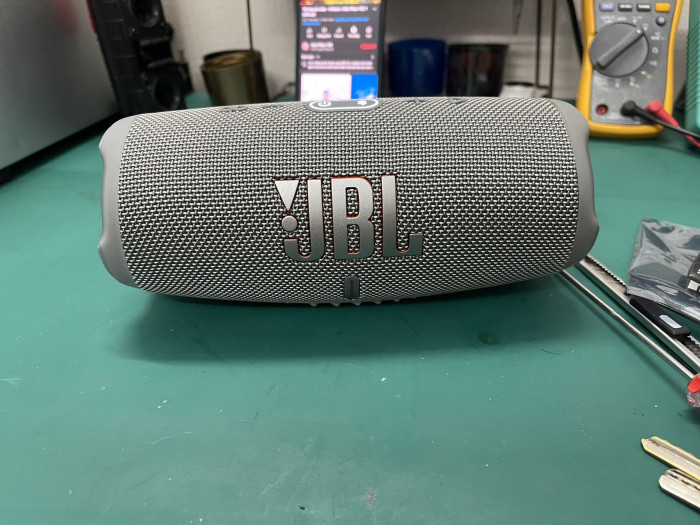 sửa loa bluetooth JBL bị rè